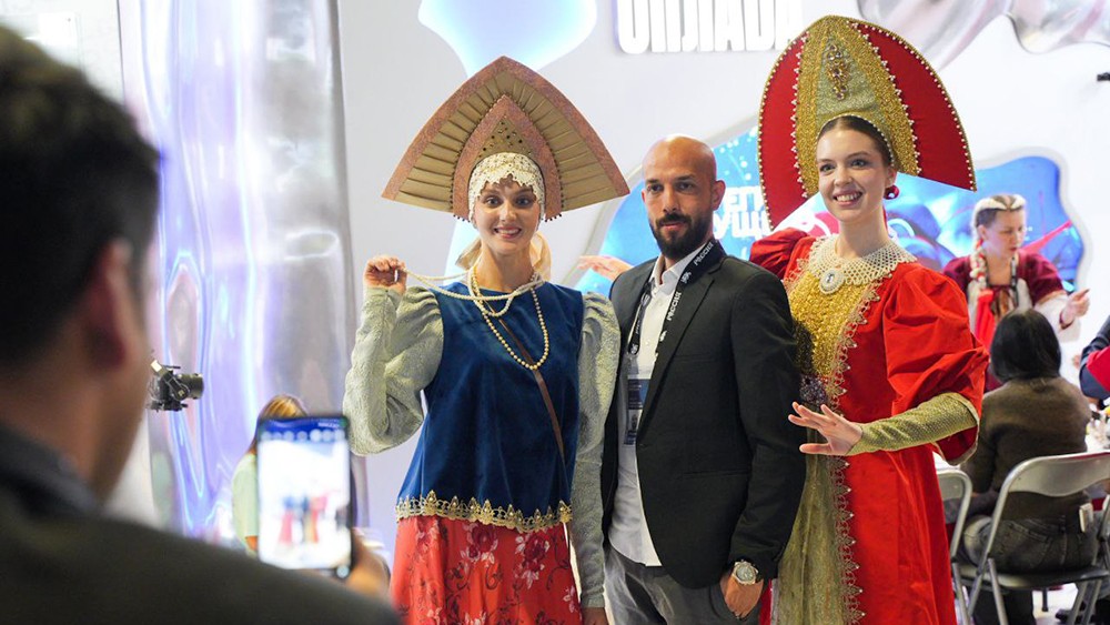 Craft as art: unique workshops from the South Urals at the National Centre RUSSIA