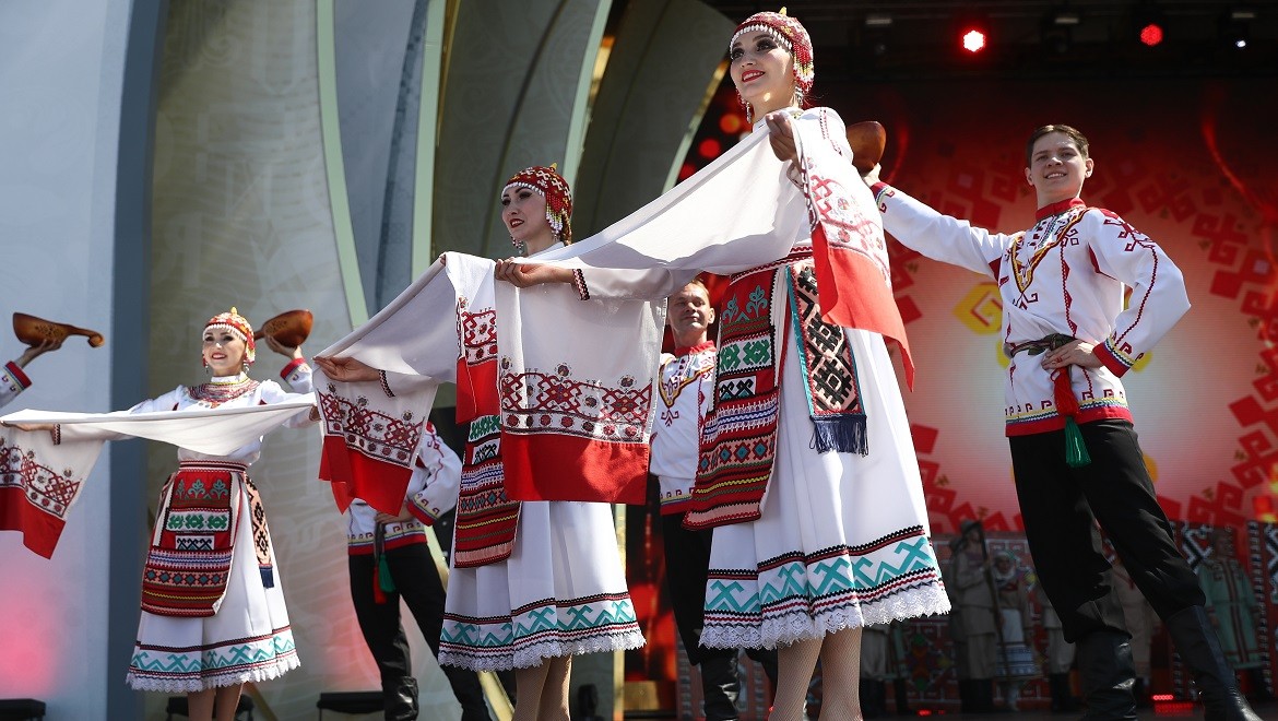Our Family is Russia: Chuvash artists performed at the RUSSIA EXPO in honor of the Akatuy holiday