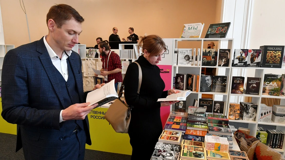 На выставке открылся литературный фестиваль «Самая читающая»