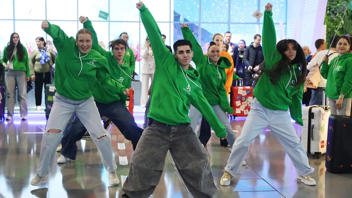 Flash mob, exercise with the champion and stars on the red carpet — May 23 at the RUSSIA EXPO