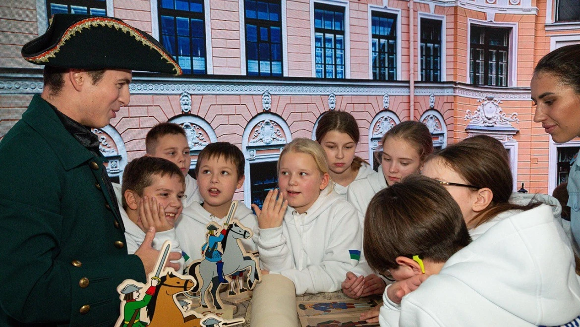 «Пять Петров» можно встретить на стенде Петербурга на выставке "Россия"