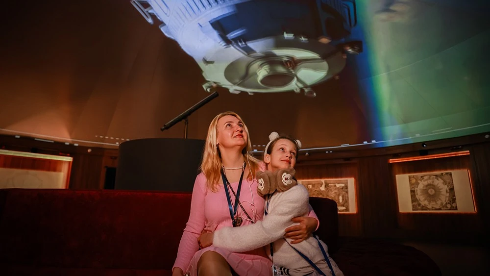 Space becomes closer: a space-themed exposition at the 