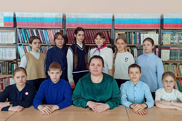 Кировские школьники выиграли поездку на выставку "Россия"