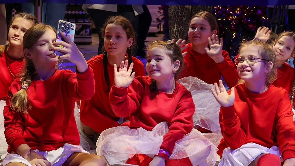 Holidays on Mars, living cities and family warmth: "Dreams of the Future" contest shows how schoolchildren see the world in half a century