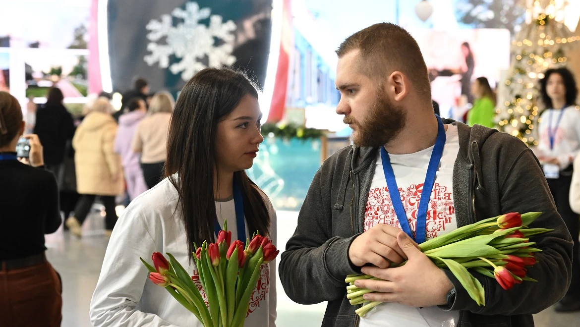 Тысячи тюльпанов: выставка "Россия" поддержала белгородцев