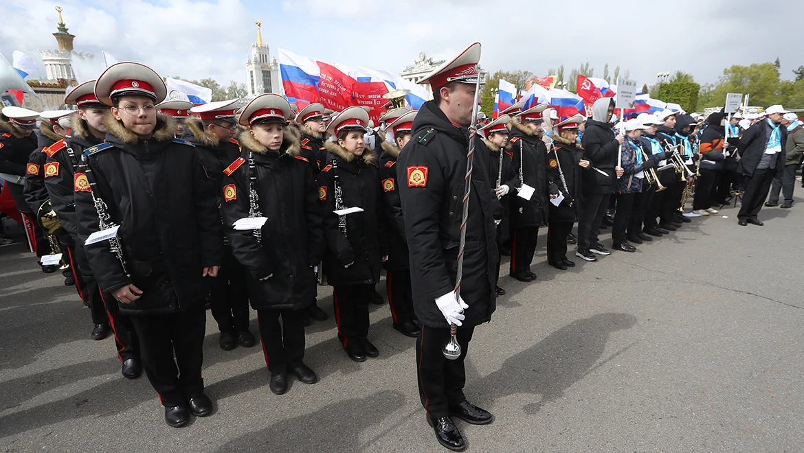 A ceremonial line-up in honor of Victory Day was held at the RUSSIA EXPO