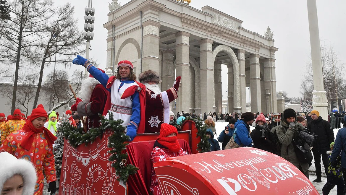 Сразу три Деда Мороза из Карелии приехали на выставку "Россия"