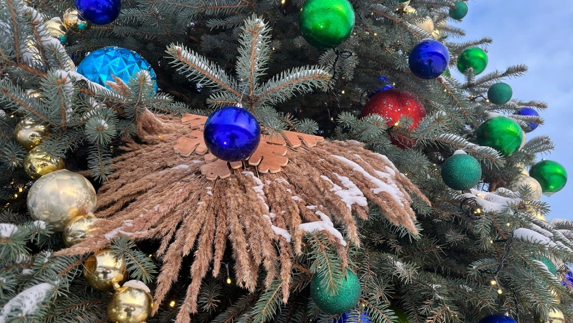 Kirov Christmas tree: the hidden meaning of the Dymkovo toy and the secrets of the Kukarka lace makers