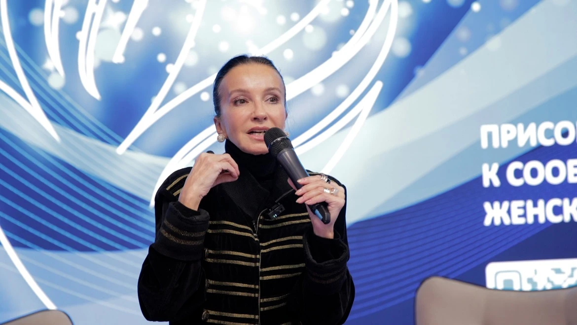 Meeting with actress and choreographer Alla Sigalova held at the RUSSIA EXPO