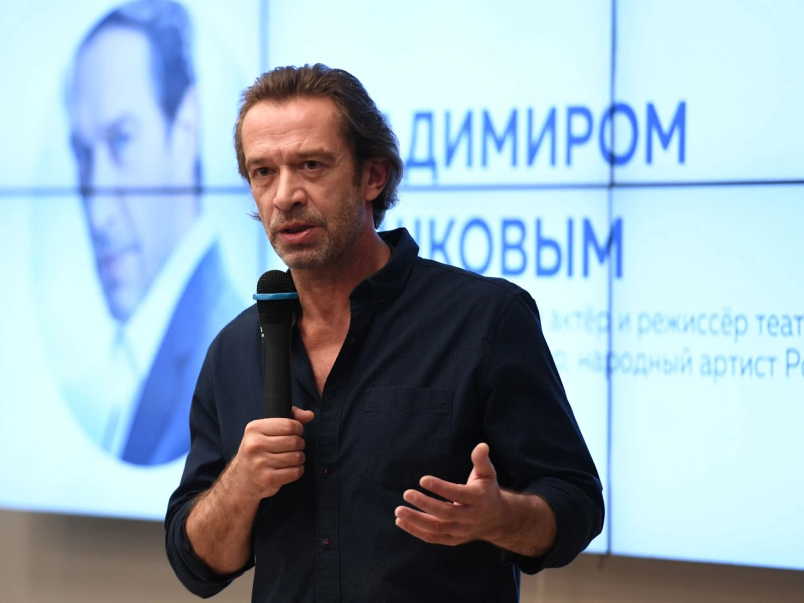 Владимир Машков обратился к участникам выставки