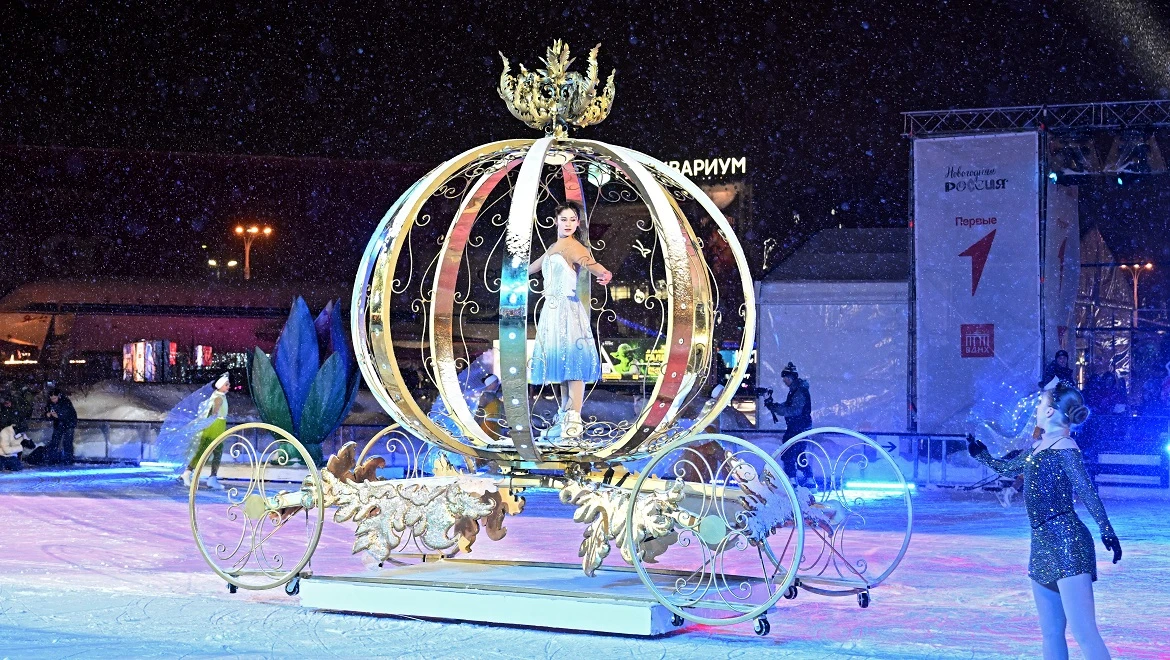 Ледовое шоу, катание на печи и парад Дедов Морозов: события на ВДНХ в новогодние каникулы