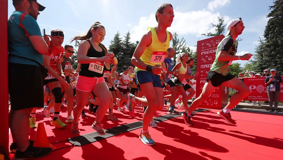 More than 600 people participated in the First National Run at the RUSSIA EXPO