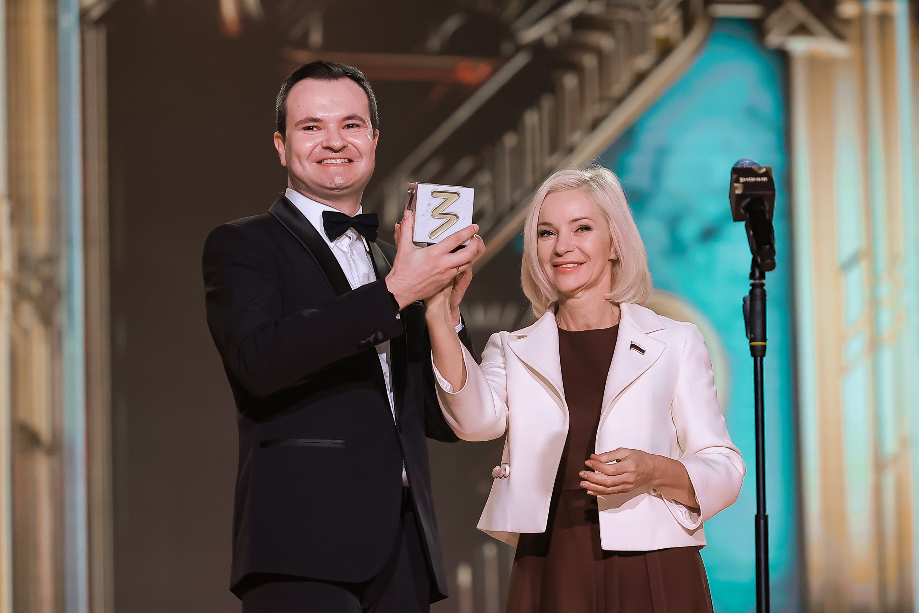 The fifth ceremony of the country's main enlightening award — the Znanie.Award