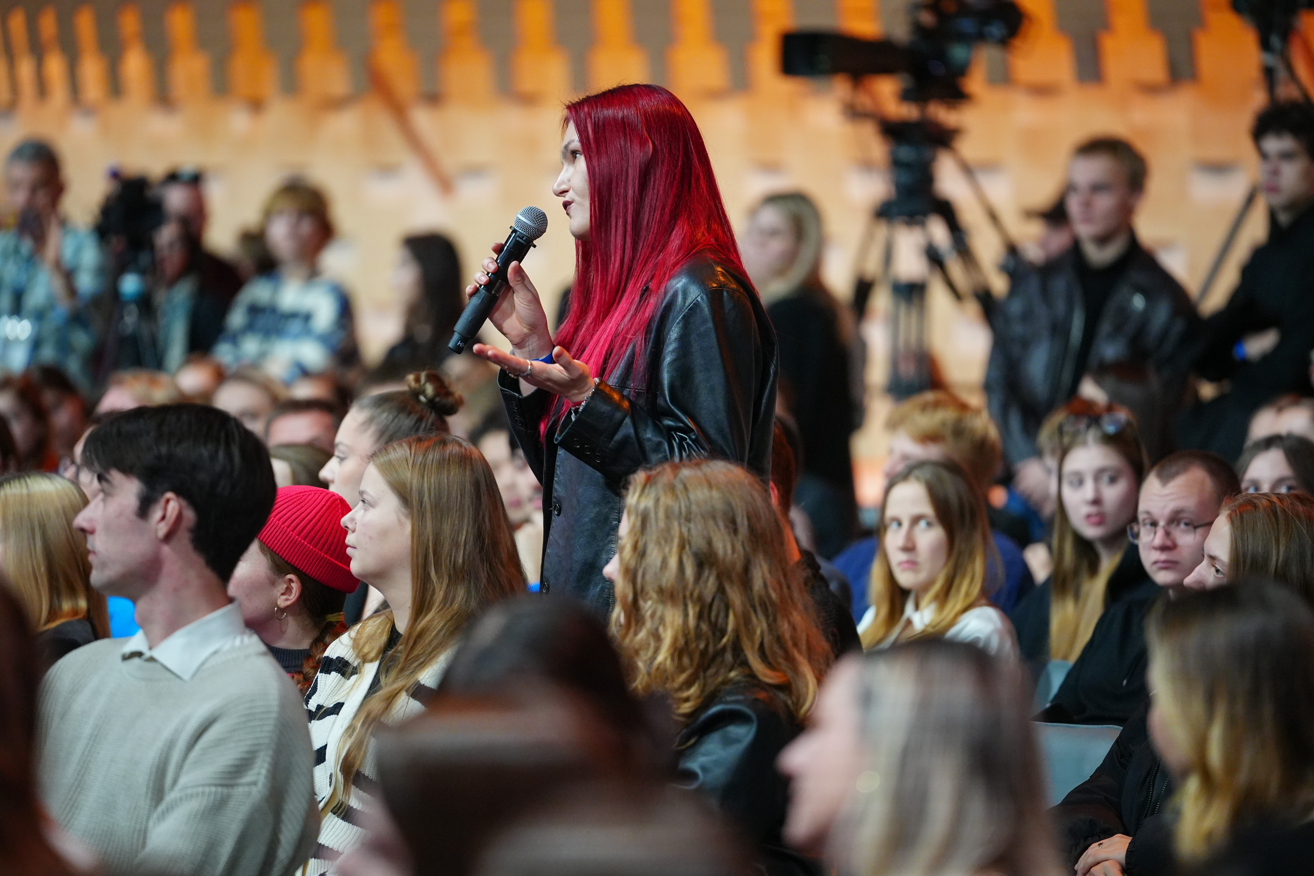 Nikita Mikhalkov meets creative youth at the National Centre RUSSIA