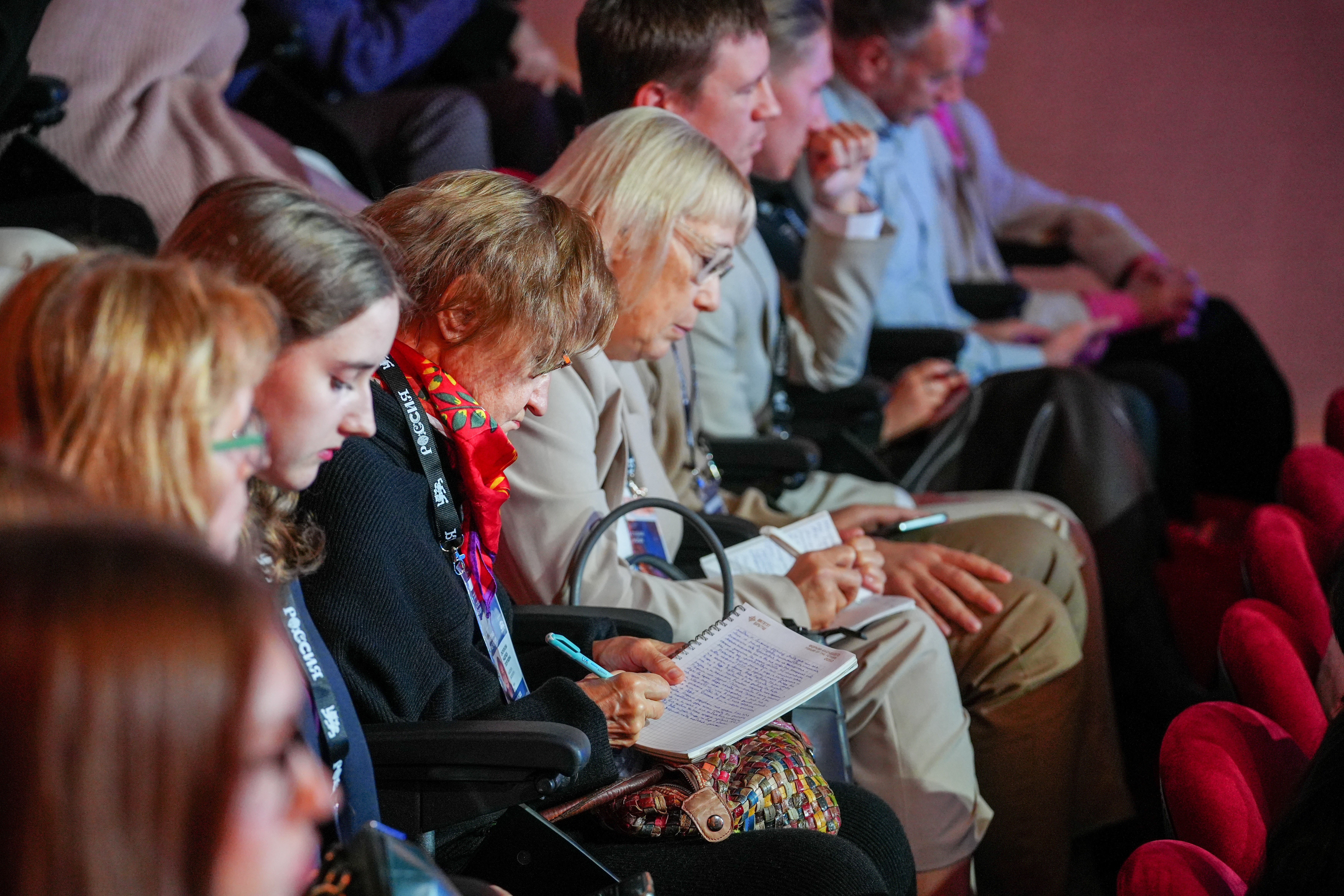 The evolution of public diplomacy: from traditional communications to digital storytelling