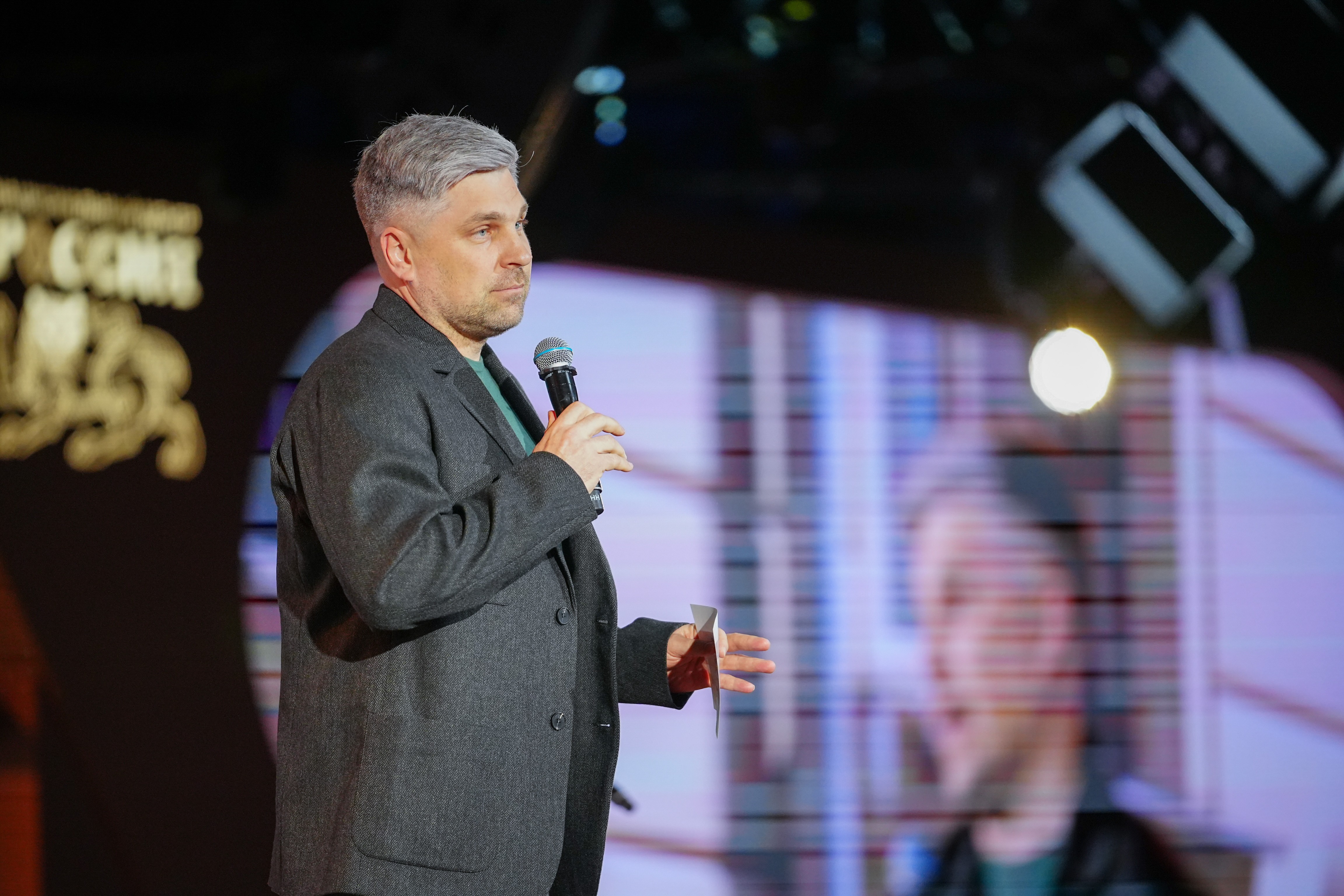 Nikita Mikhalkov meets creative youth at the National Centre RUSSIA