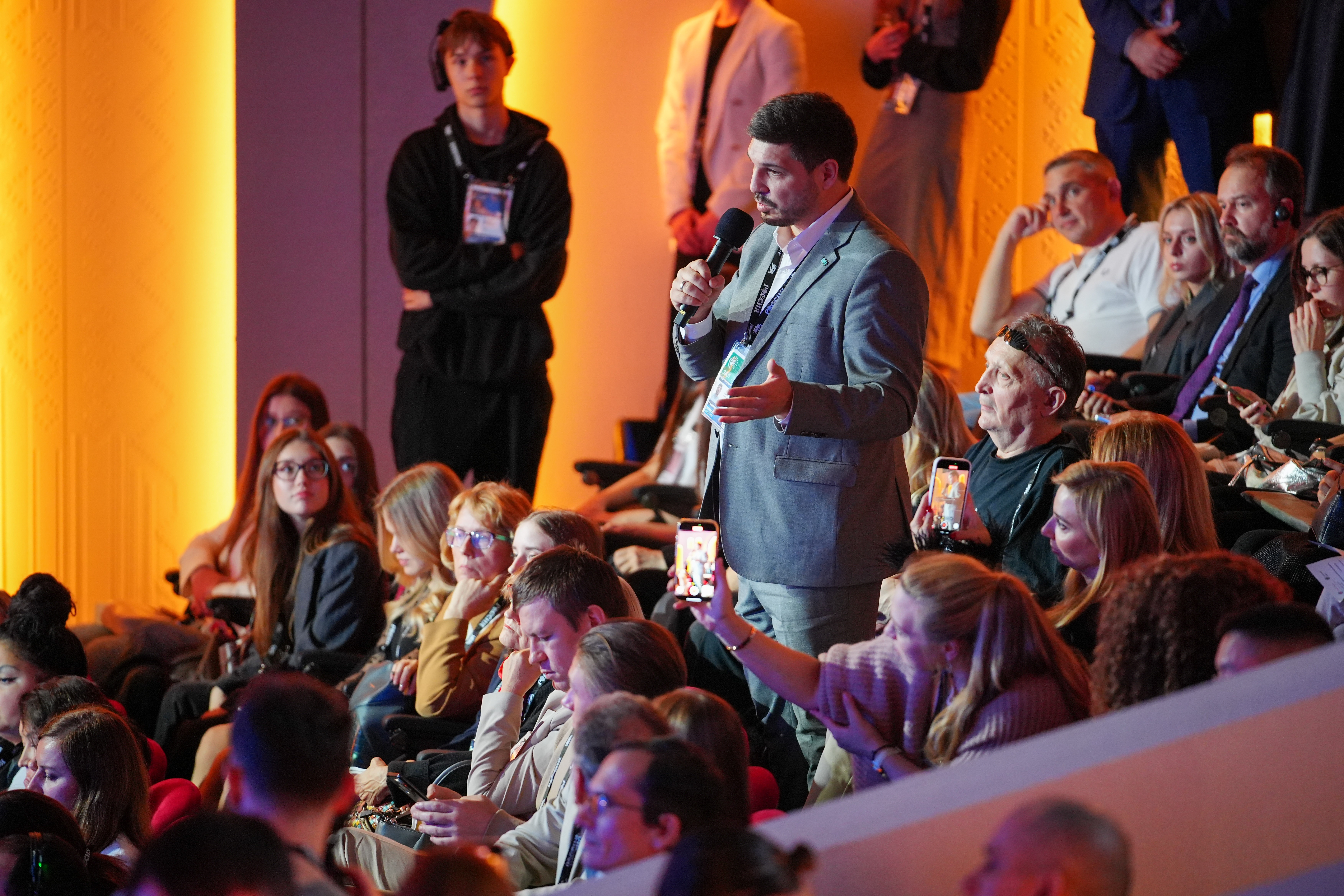 The evolution of public diplomacy: from traditional communications to digital storytelling