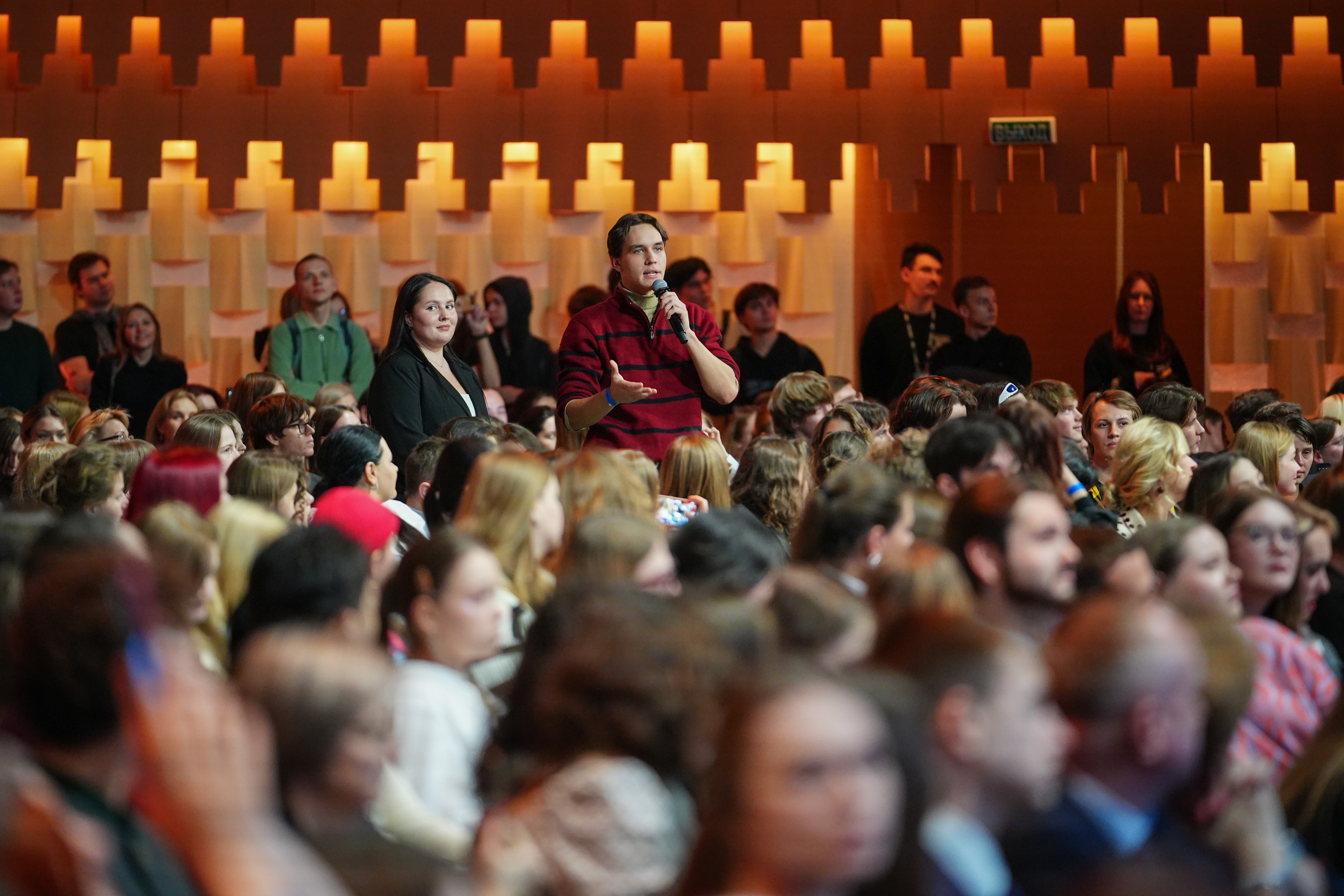 Nikita Mikhalkov meets creative youth at the National Centre RUSSIA