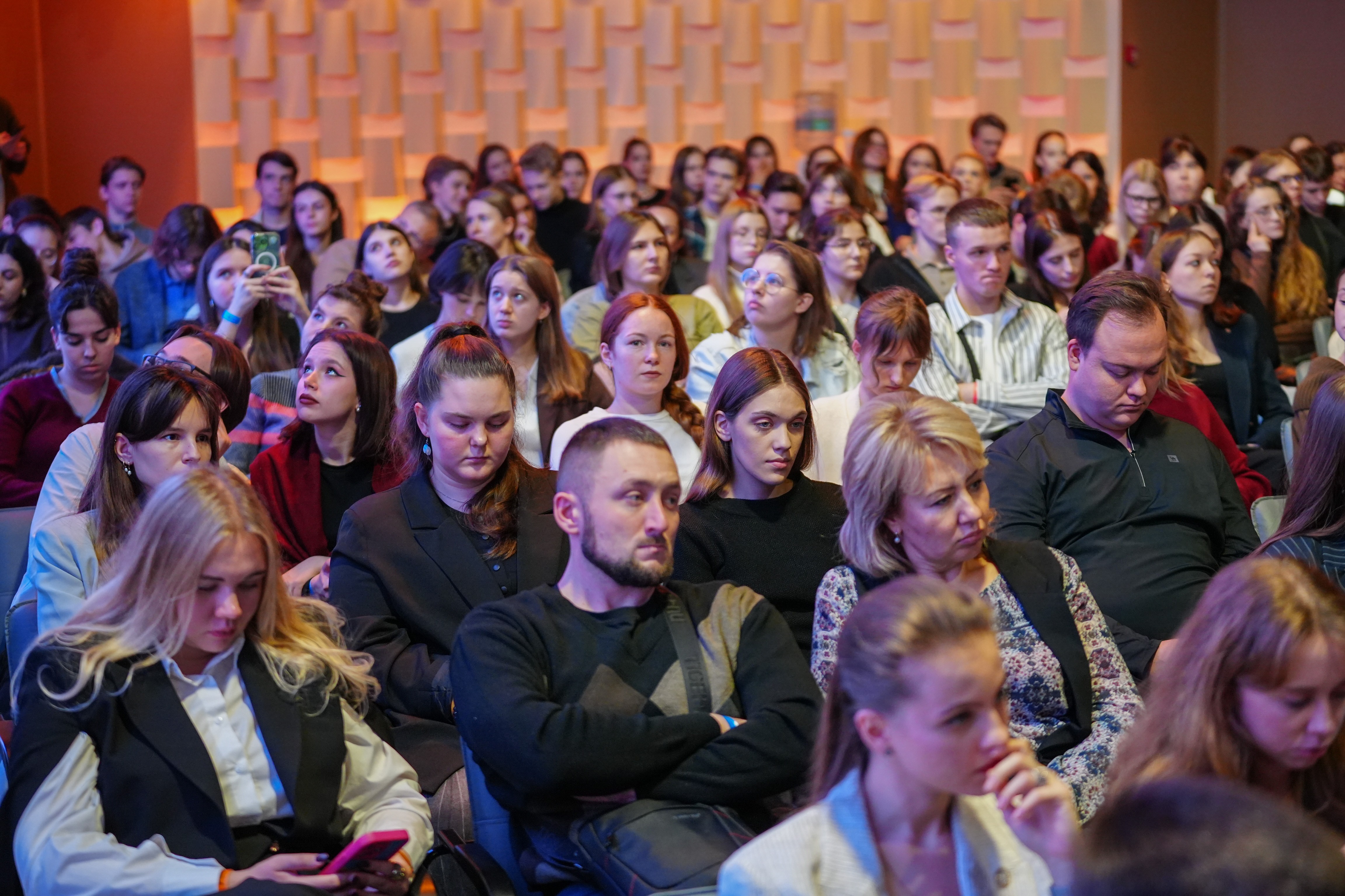 Nikita Mikhalkov meets creative youth at the National Centre RUSSIA