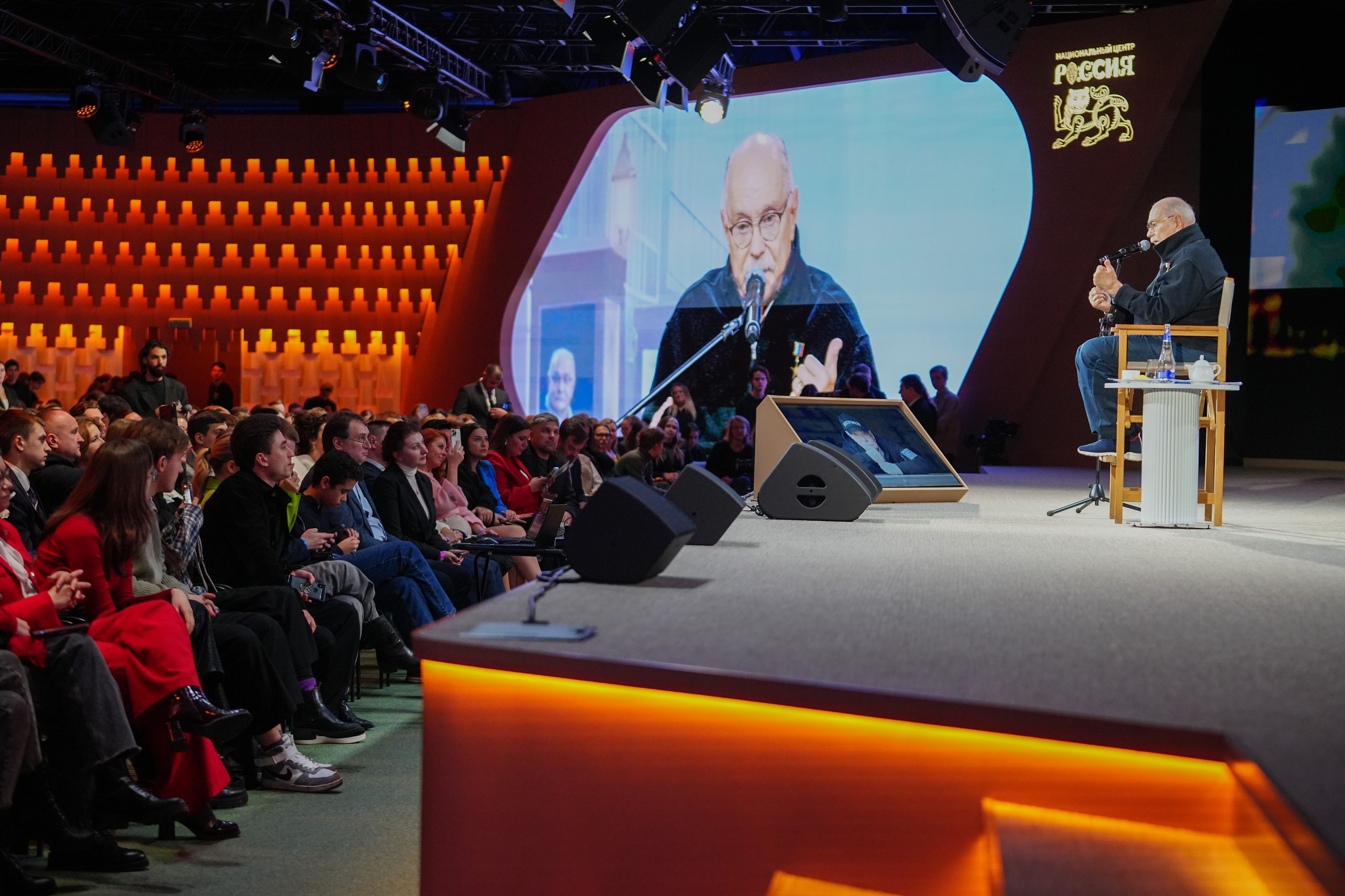 Nikita Mikhalkov meets creative youth at the National Centre RUSSIA