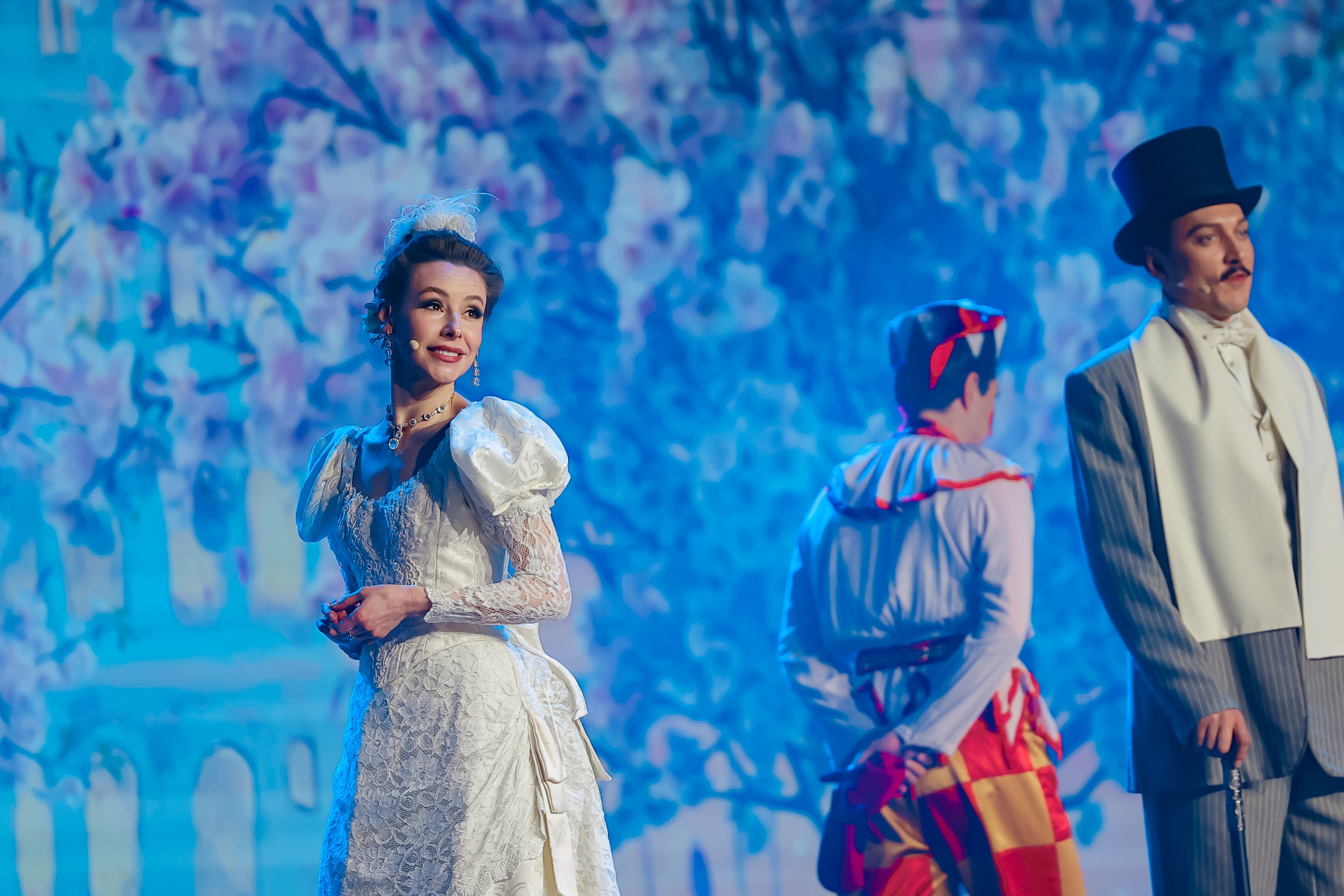 Premiere of the multi-genre production 