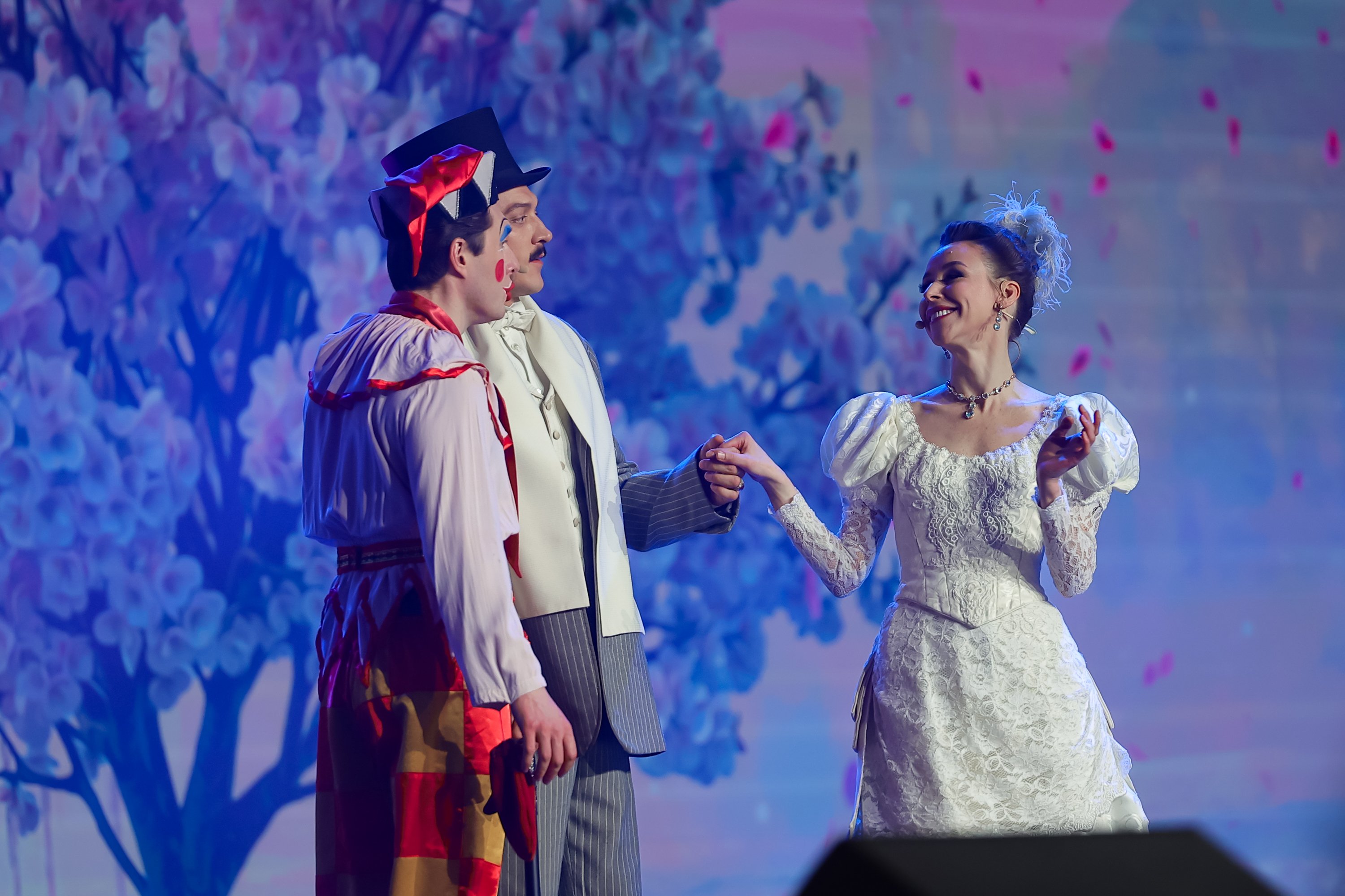 Premiere of the multi-genre production 