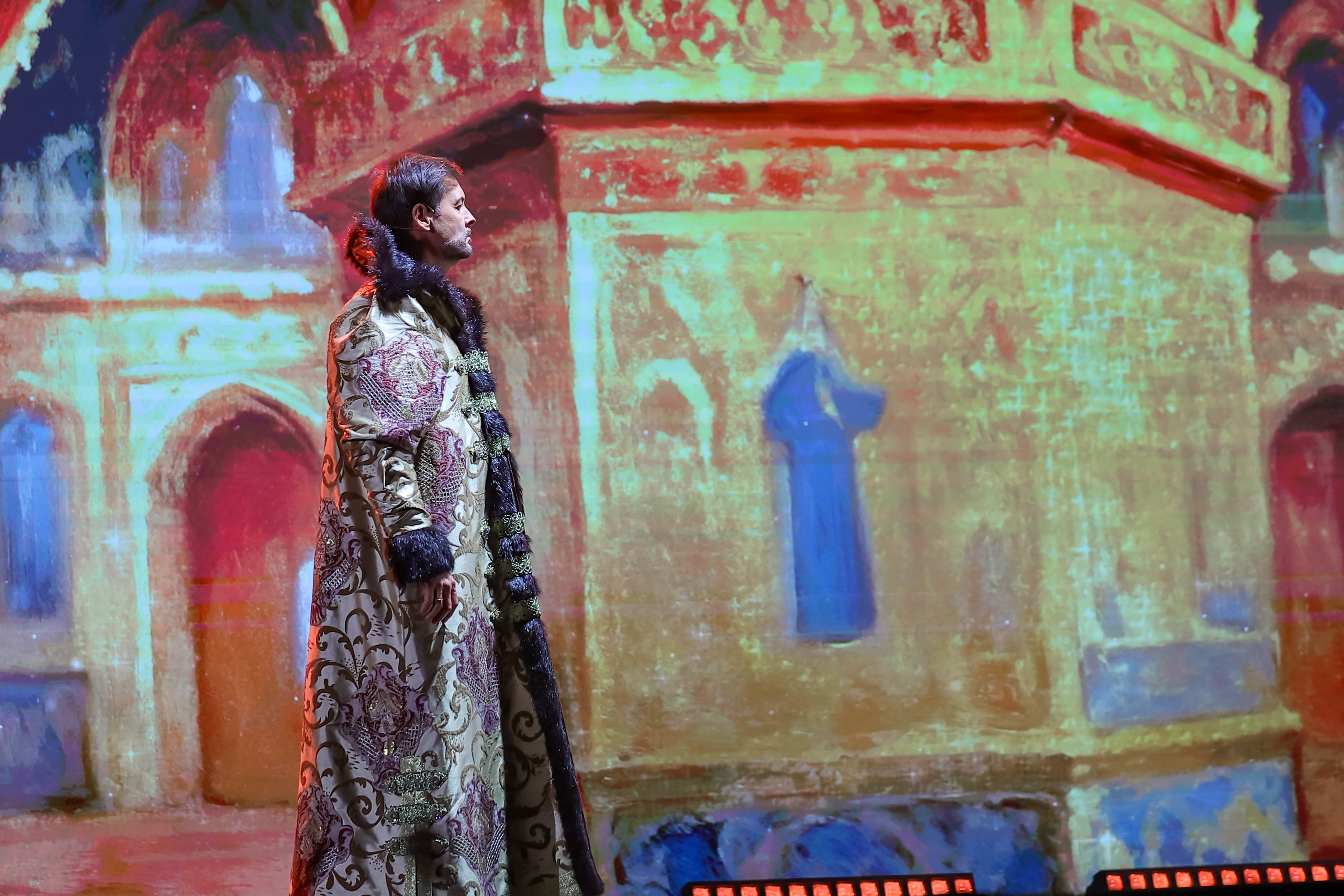 Premiere of the multi-genre production 