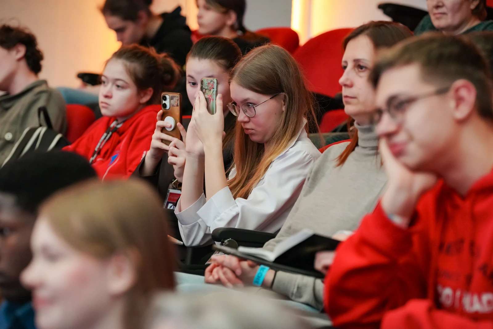 Master meeting with Konstantin Pridybaylo as part of the Young Journalists School project