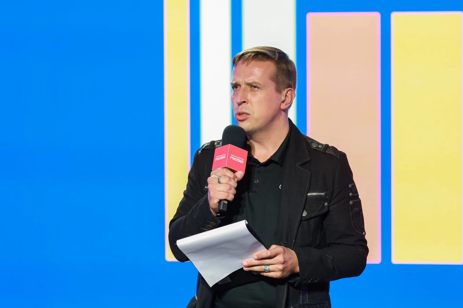 "What to Read?!". The Image of the Person of the Future in the Works of Ivan Yefremov