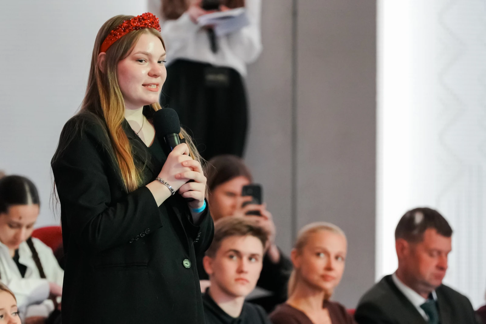 A master meeting with Alexander Sladkov as part of the project 