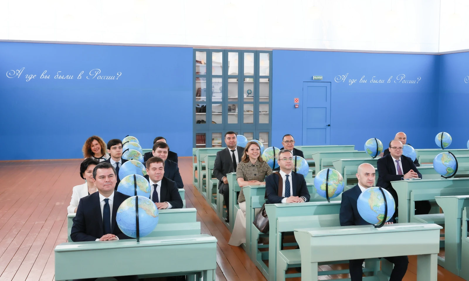 Delegation from Uzbekistan at the National Centre RUSSIA
