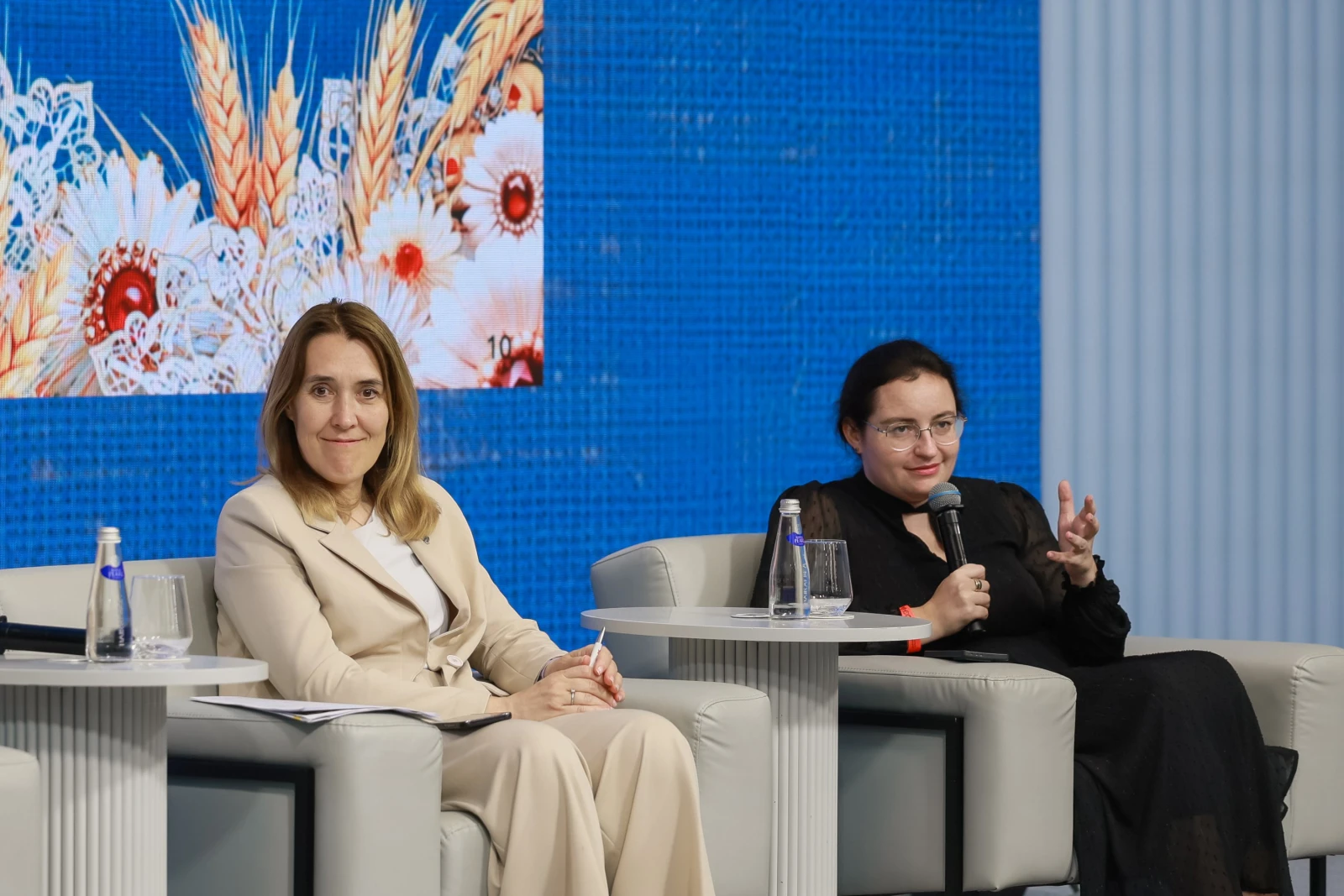 The role of the family in the lives of Russians: upbringing, traditions and the image of the future