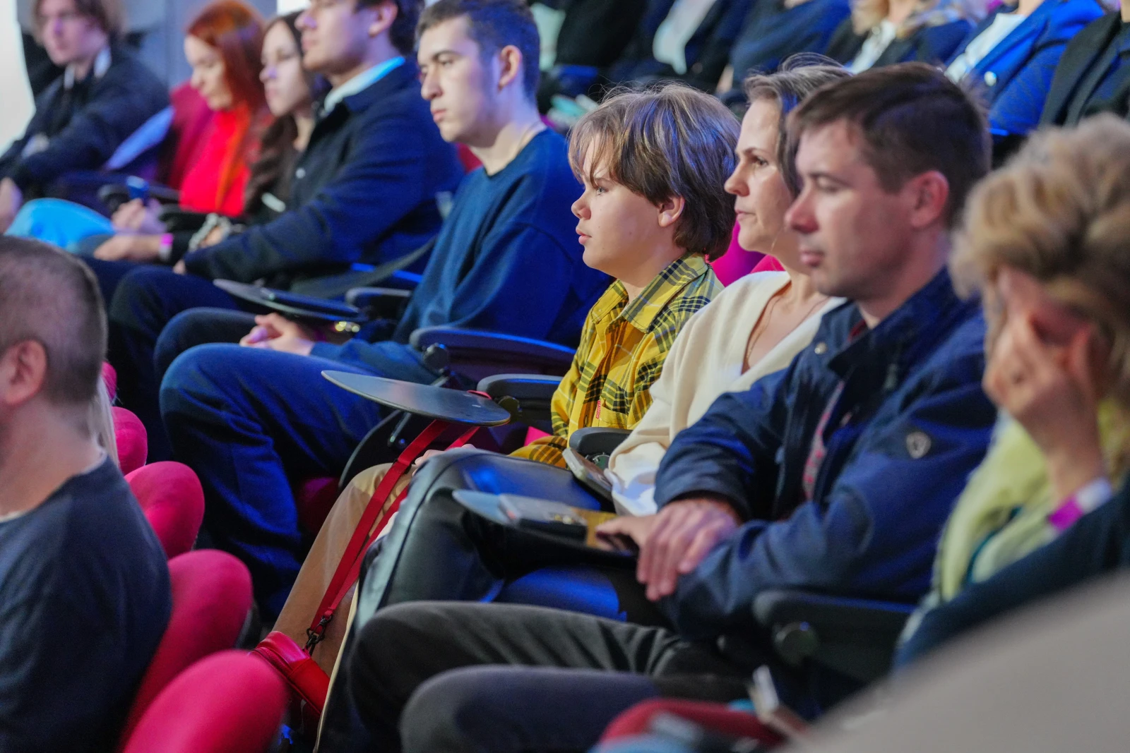 Lecture Hall: AI and Its Role in Space Exploration