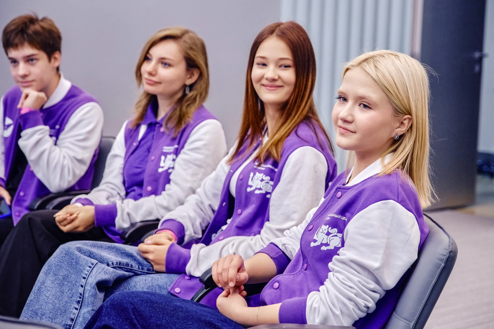 Working meeting for Young Journalists School graduates