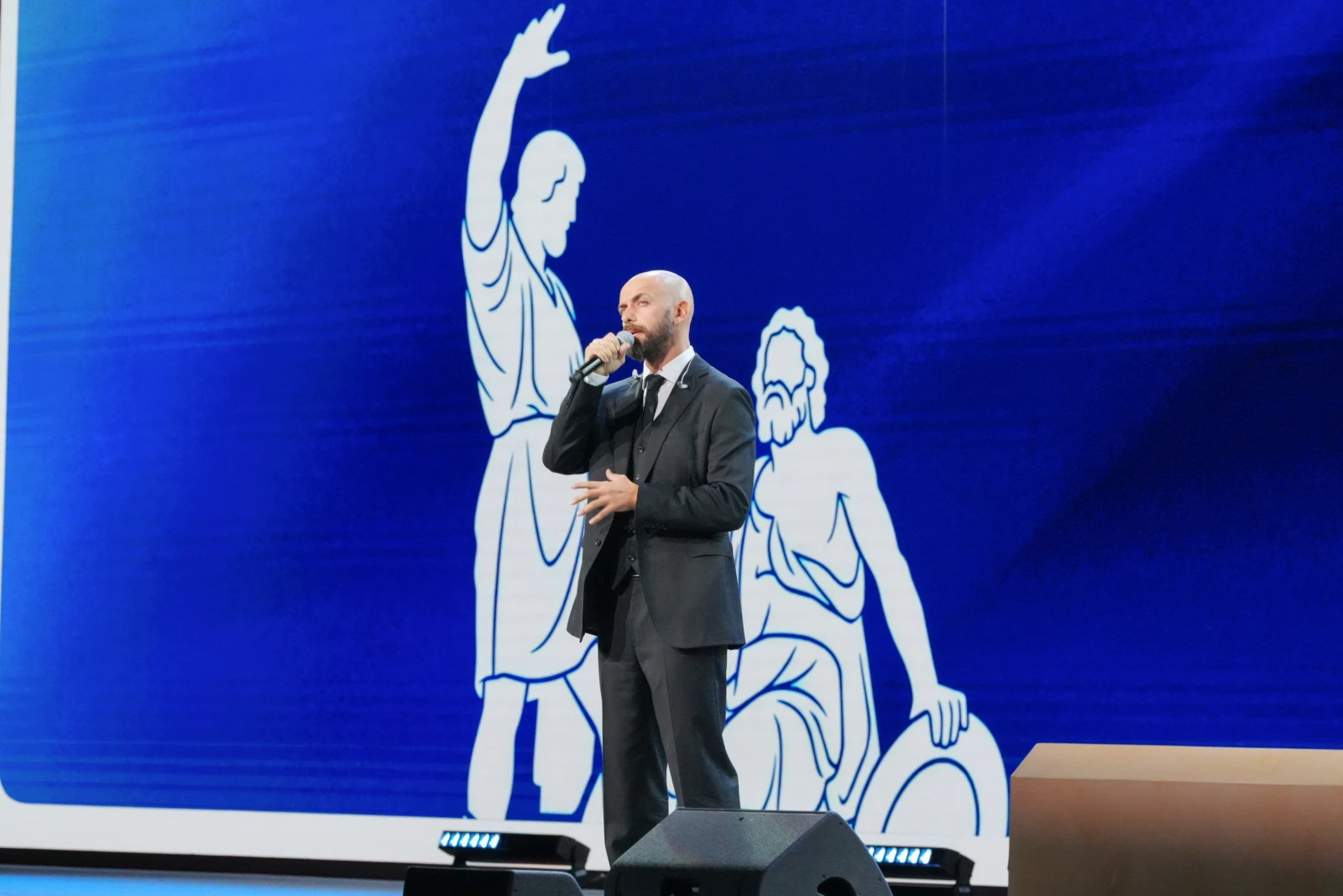 Presentation of the federal creative works platform "In the Name of Heroes"