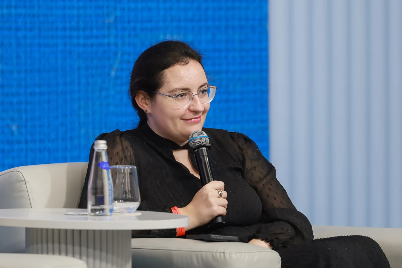 The role of the family in the lives of Russians: upbringing, traditions and the image of the future