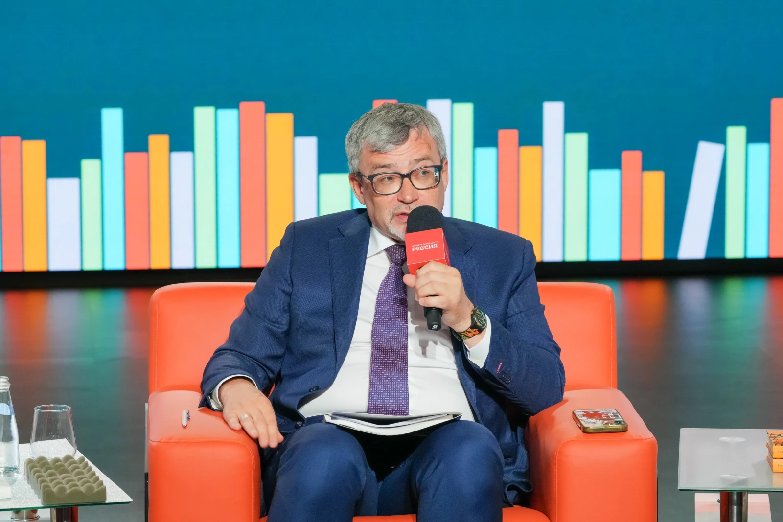 "What to Read?! Meanings". Future Risks. What Should We Read to Prepare for Them?