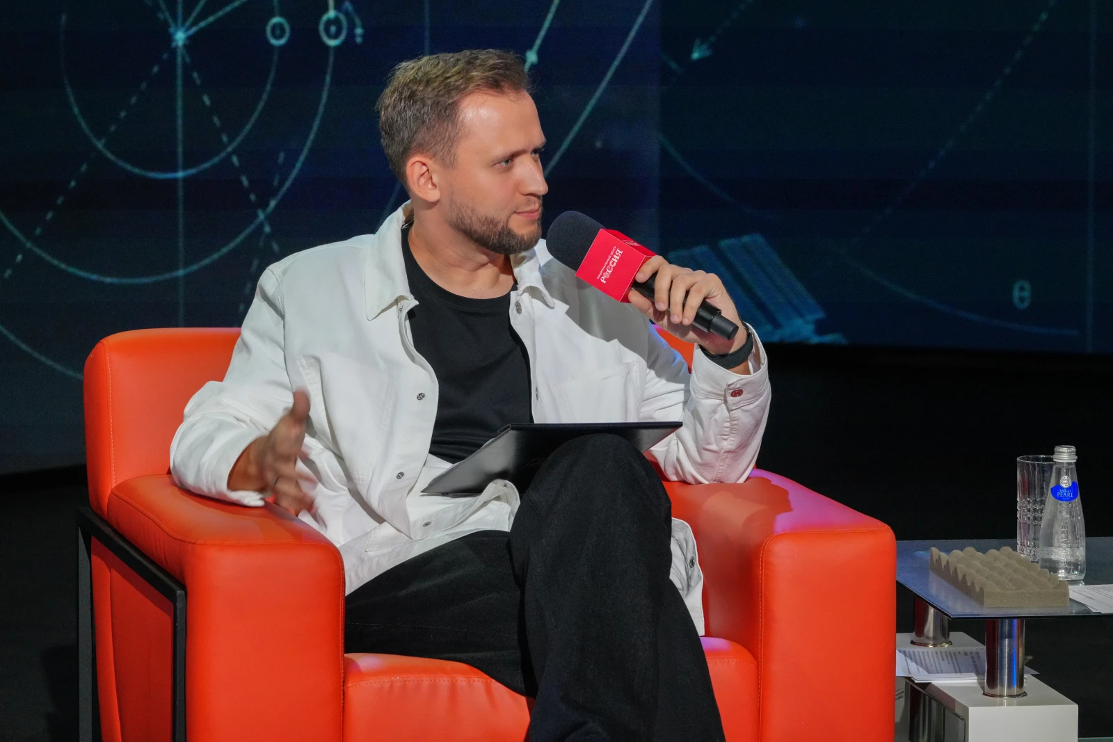 Lecture Hall: AI and Its Role in Space Exploration