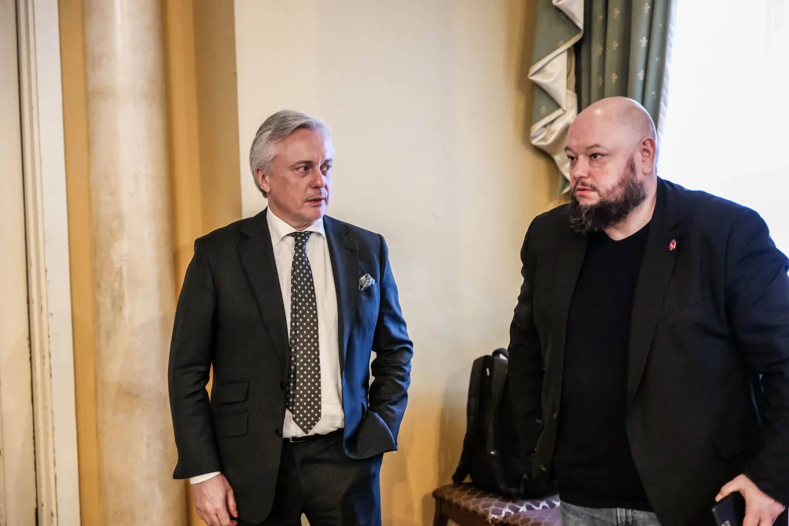 Young journalists visit the newsroom of the media outlet Argumenty i Fakty (Arguments and Facts)