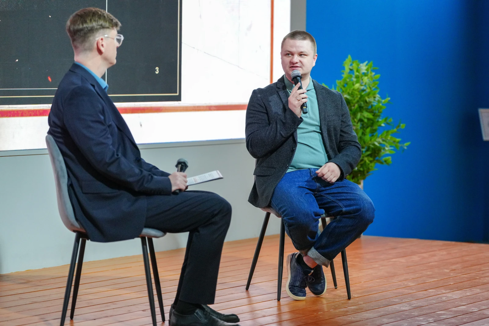 Exploring Russia: through thorns to the stars — extraterrestrial cartography