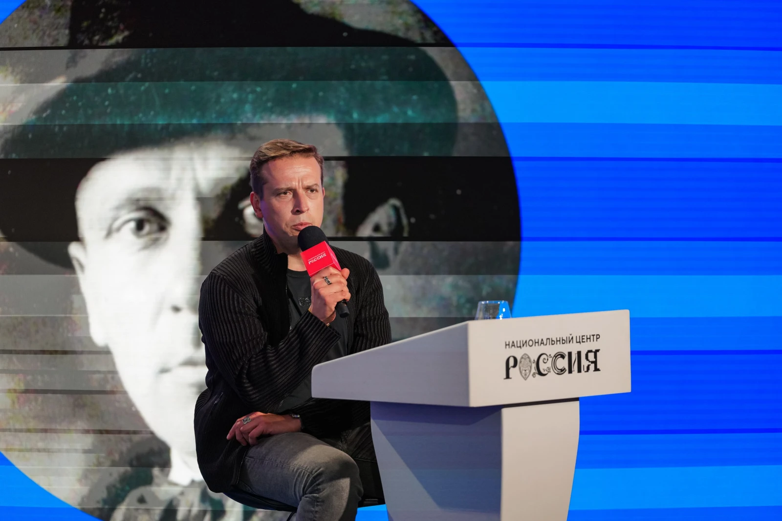 Literary Club of the National Centre RUSSIA "Battle of Talents: Dostoevsky vs Bulgakov"