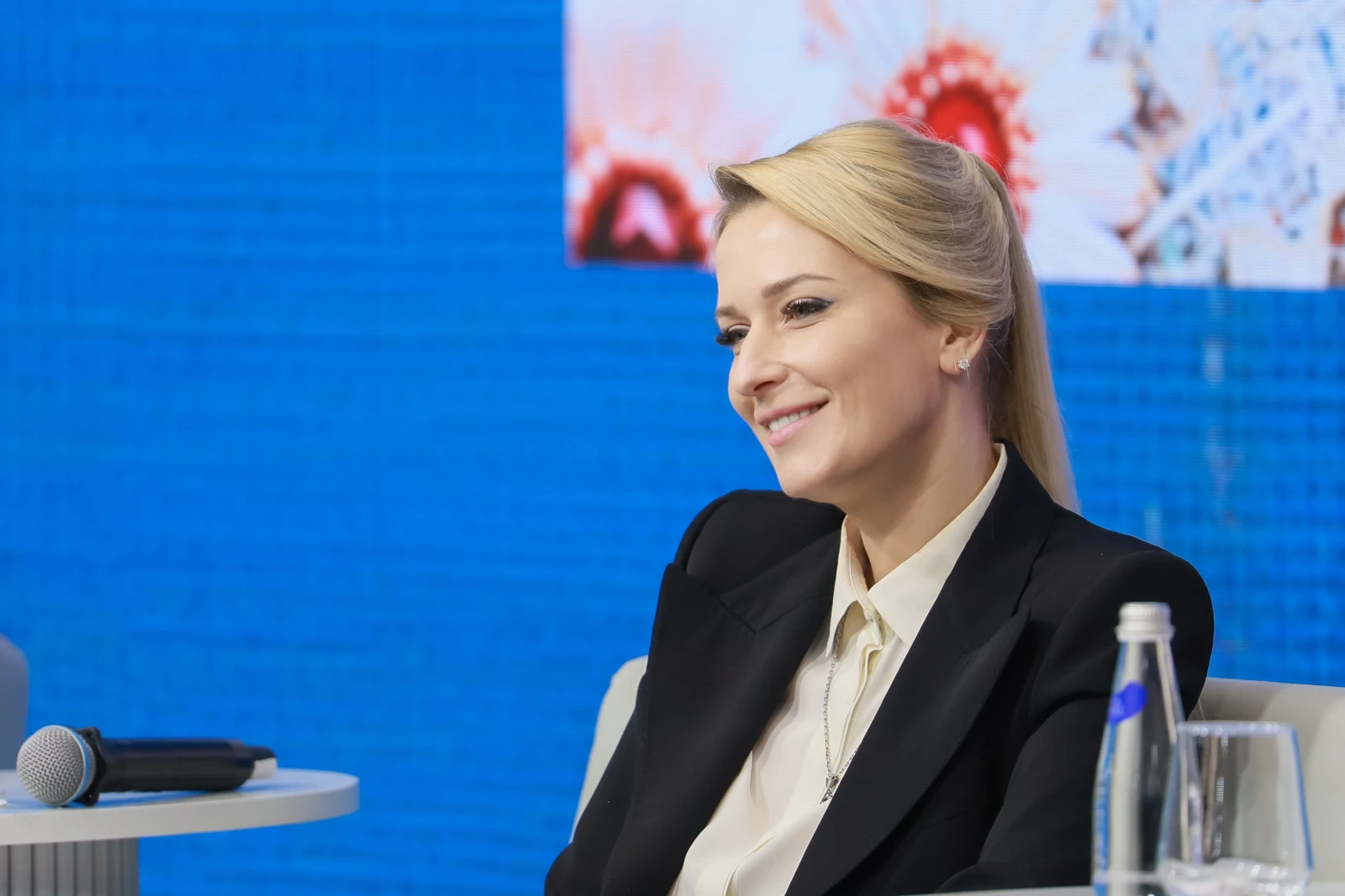 The role of the family in the lives of Russians: upbringing, traditions and the image of the future