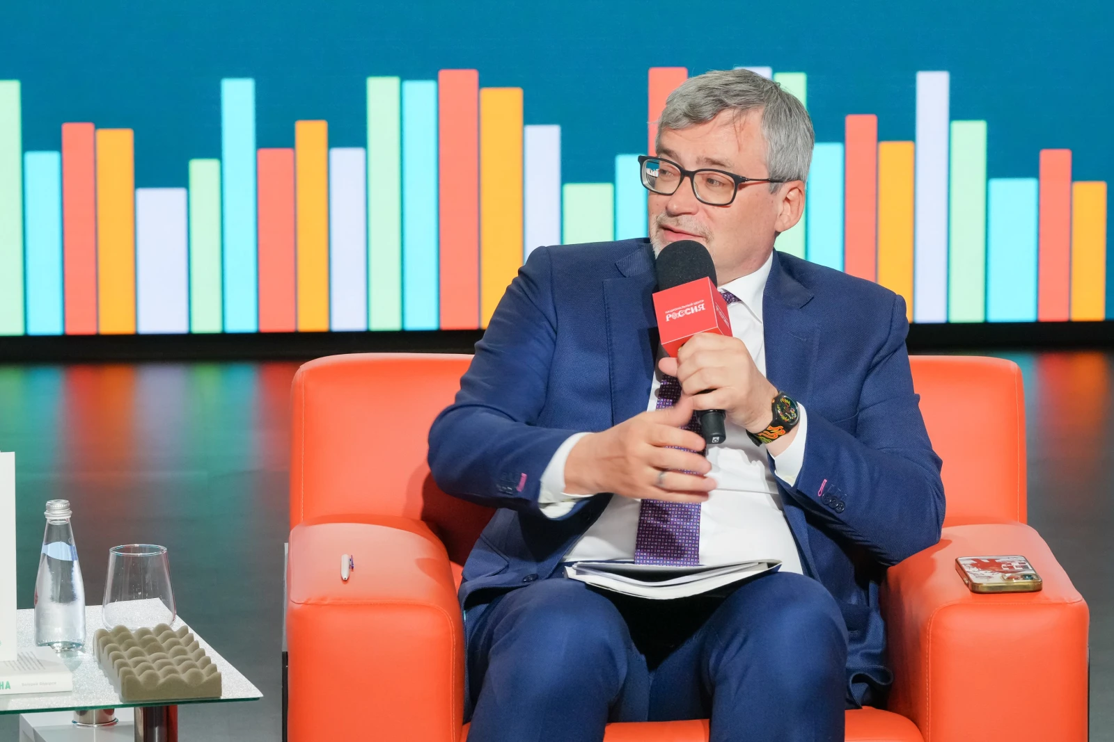 "What to Read?! Meanings". Future Risks. What Should We Read to Prepare for Them?