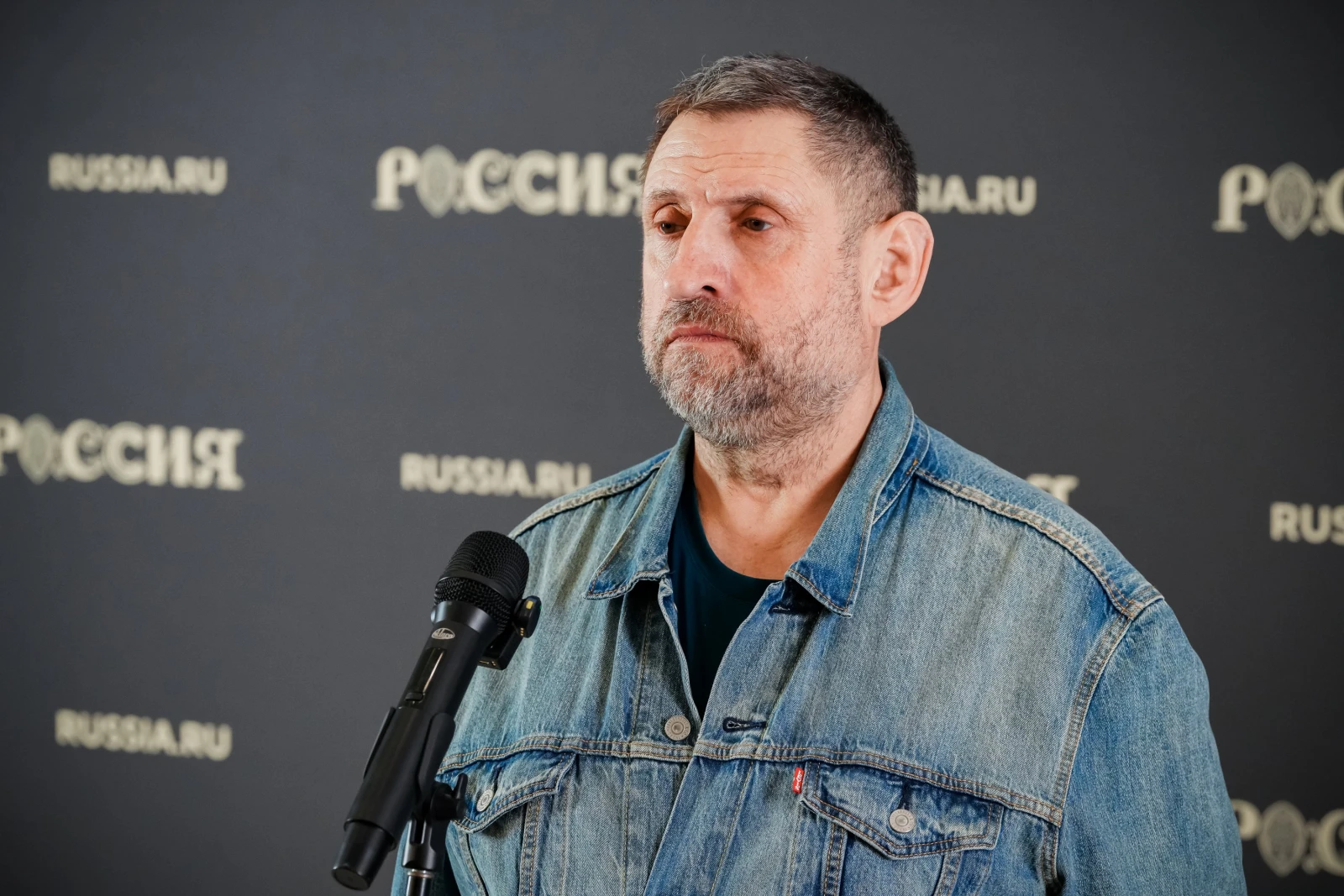 A master meeting with Alexander Sladkov as part of the project 