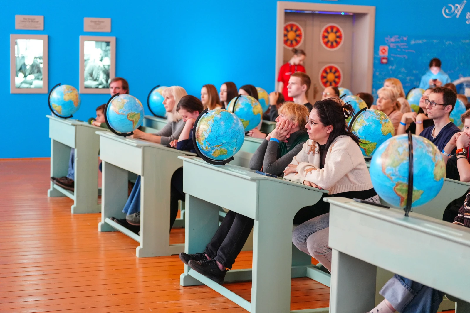 Exploring Russia: through thorns to the stars — extraterrestrial cartography