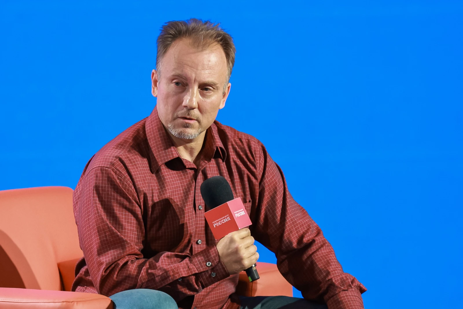 "What to Read?!". The Image of the Person of the Future in the Works of Ivan Yefremov