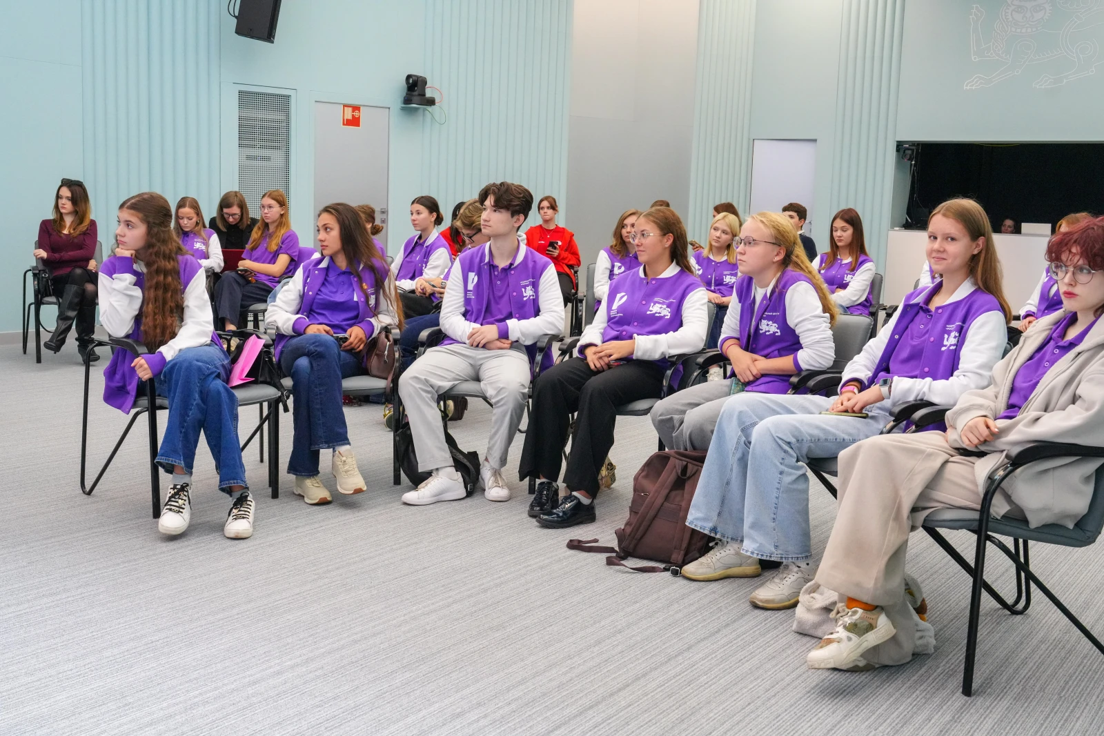 Working meeting for Young Journalists School graduates
