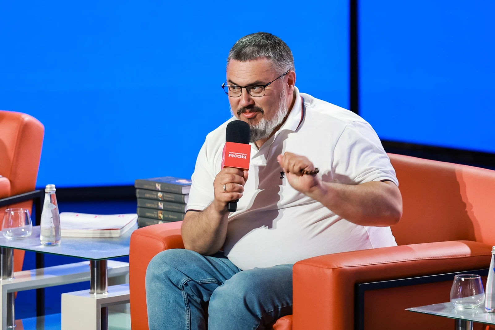 "What to Read?!". The Image of the Person of the Future in the Works of Ivan Yefremov