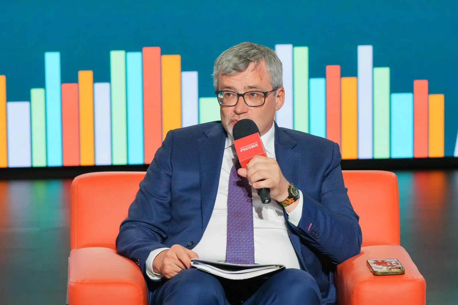 "What to Read?! Meanings". Future Risks. What Should We Read to Prepare for Them?