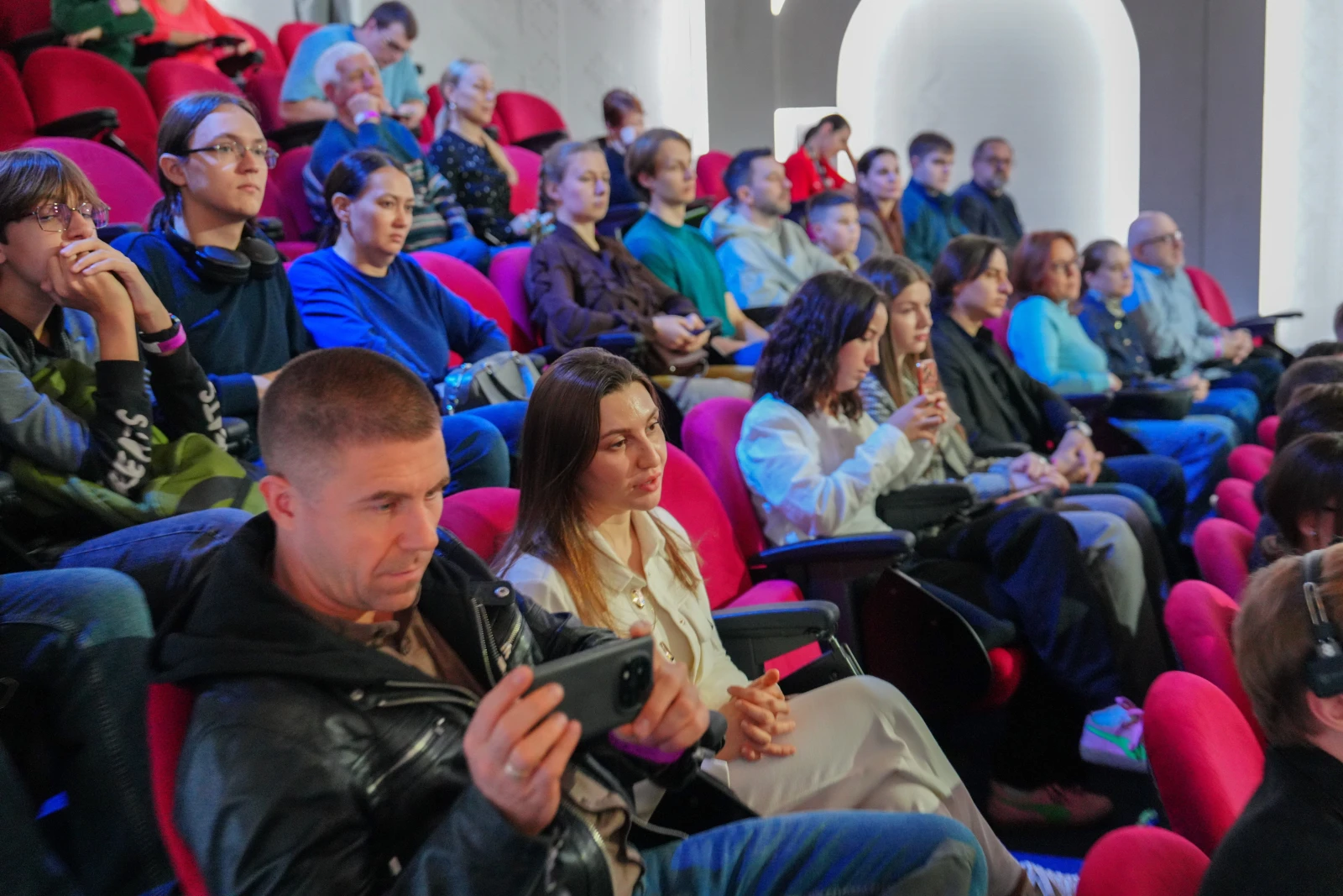 Lecture Hall: AI and Its Role in Space Exploration